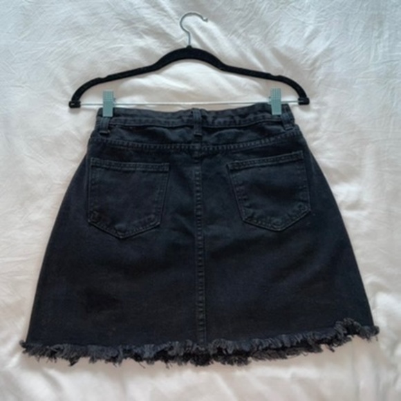 Shein Black Denim Distressed Mini Skirt NWOT - Picture 2 of 5